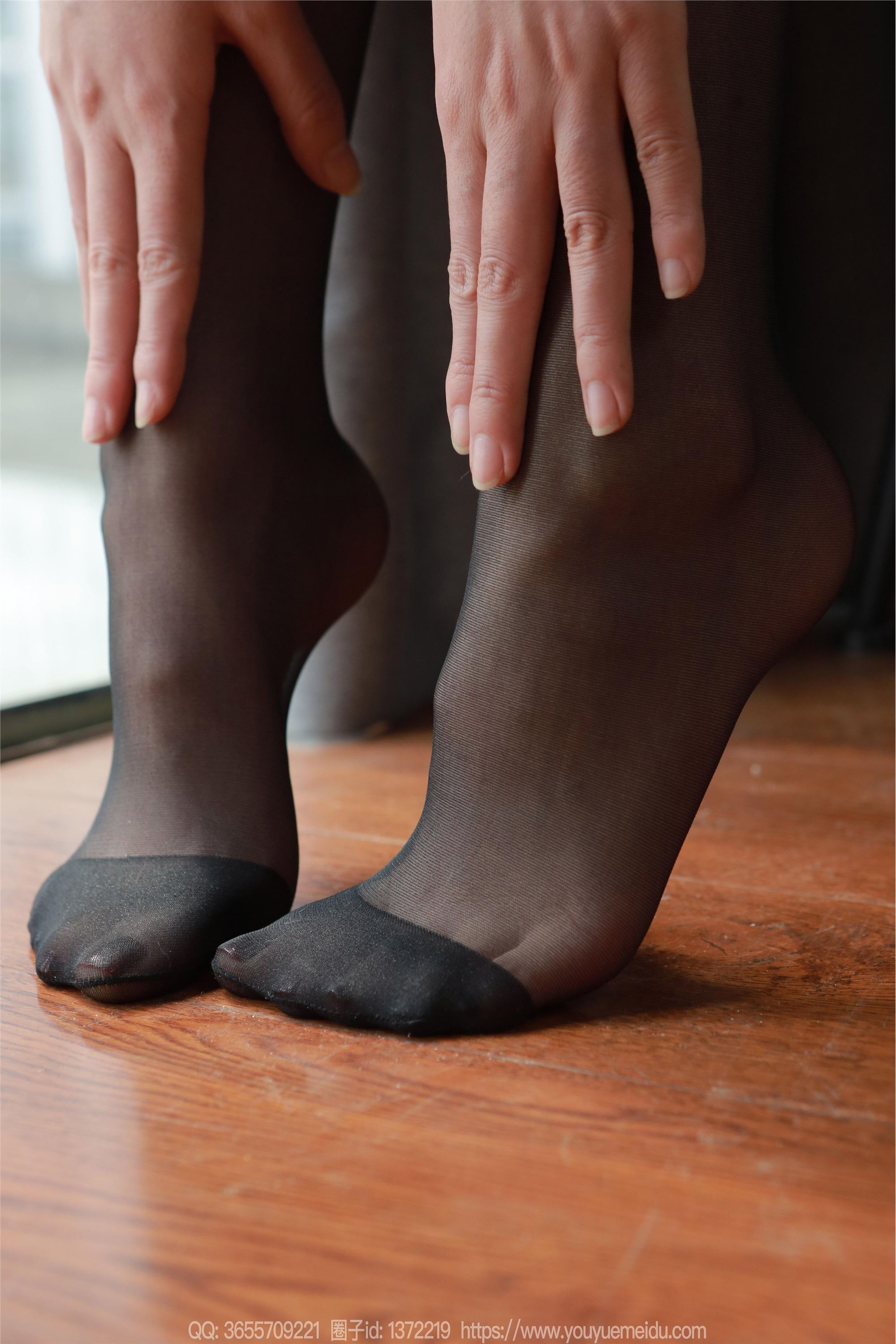 IESS异思趣向  2024.12.27 丝享家 1935 团团《脚尖加固》